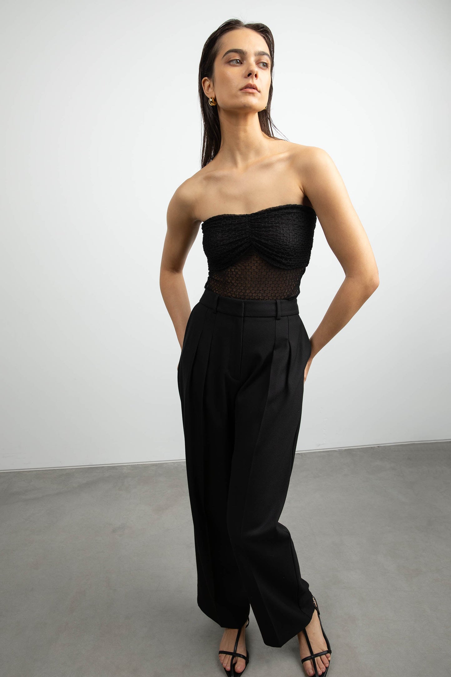 DOTTED MESH TUBE TOP
