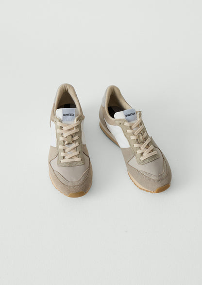 Novesta Marathon Trail Trainers | Natural