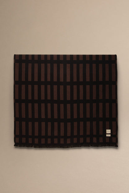 FRACTA COTTON THROW