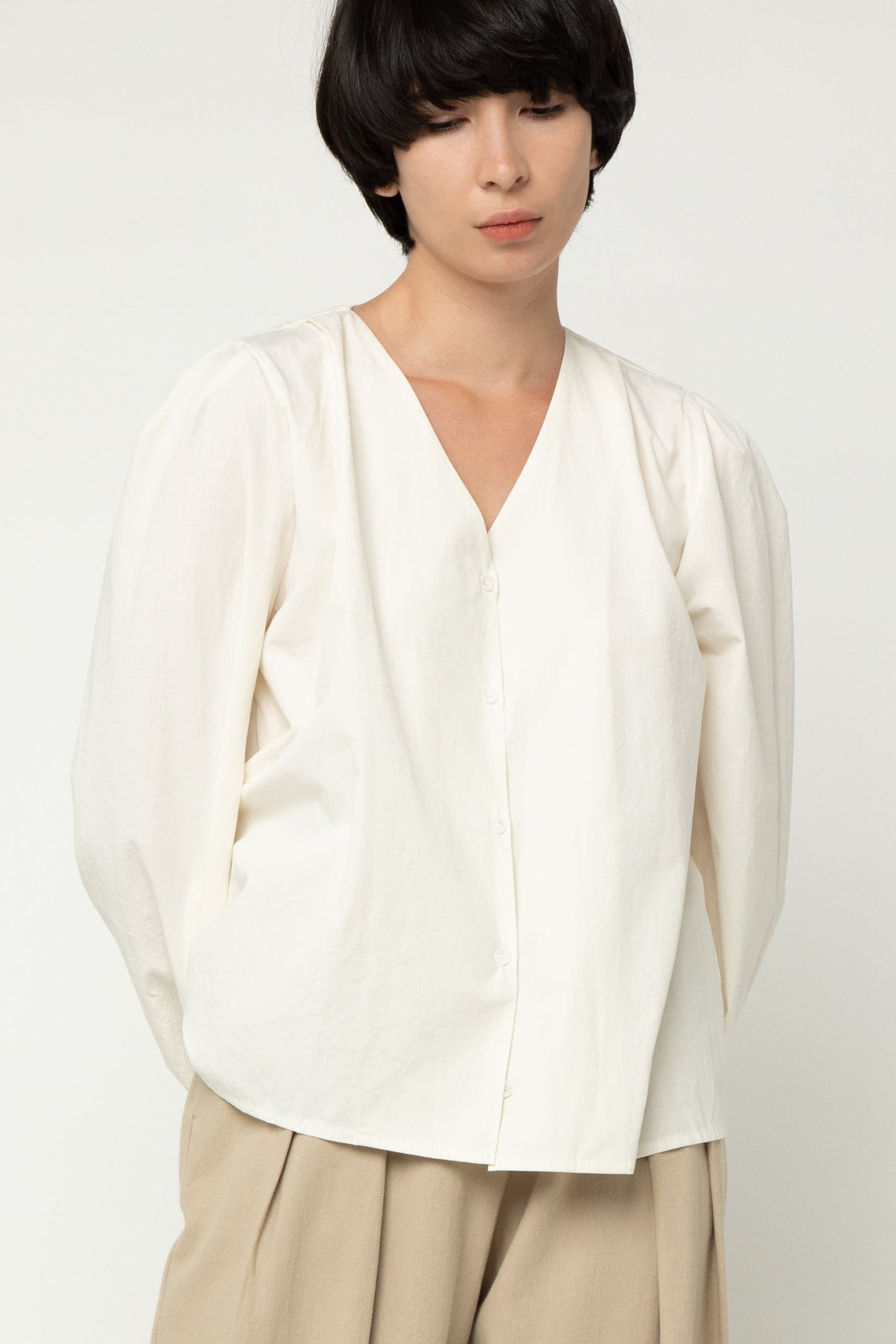 BUTTON FRONT TOP