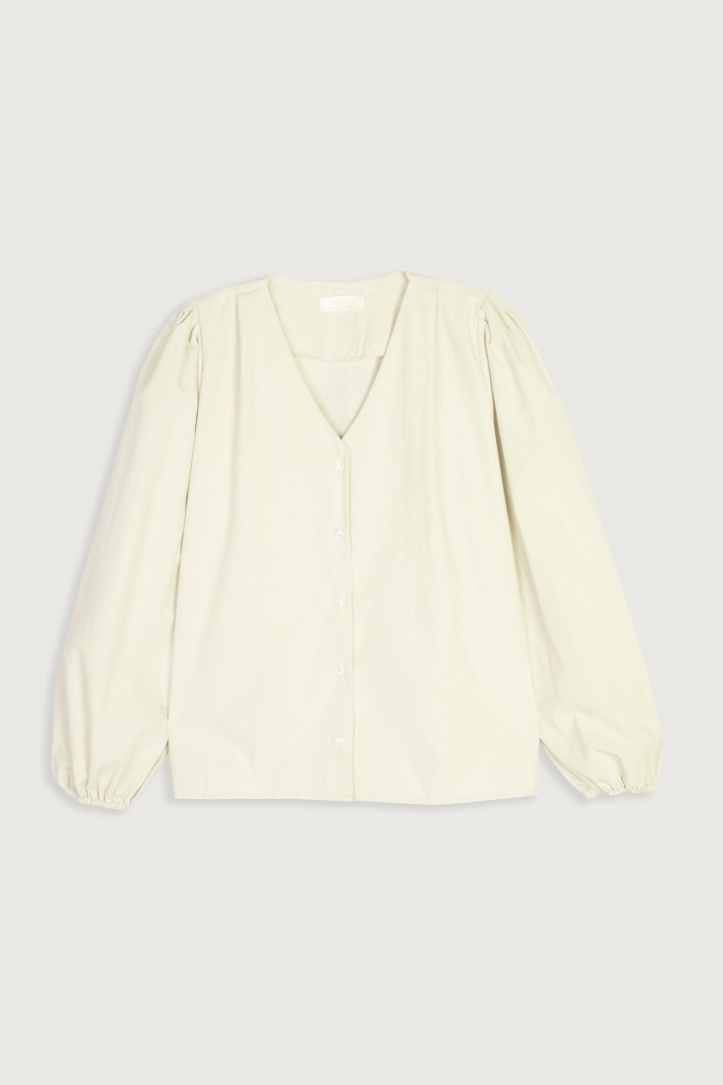 BUTTON FRONT TOP