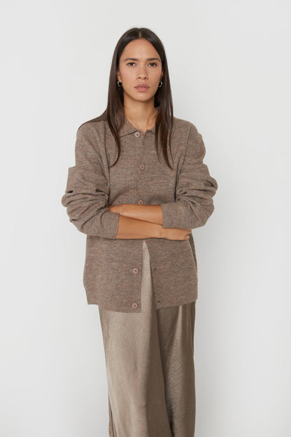 COLLARED CARDIGAN