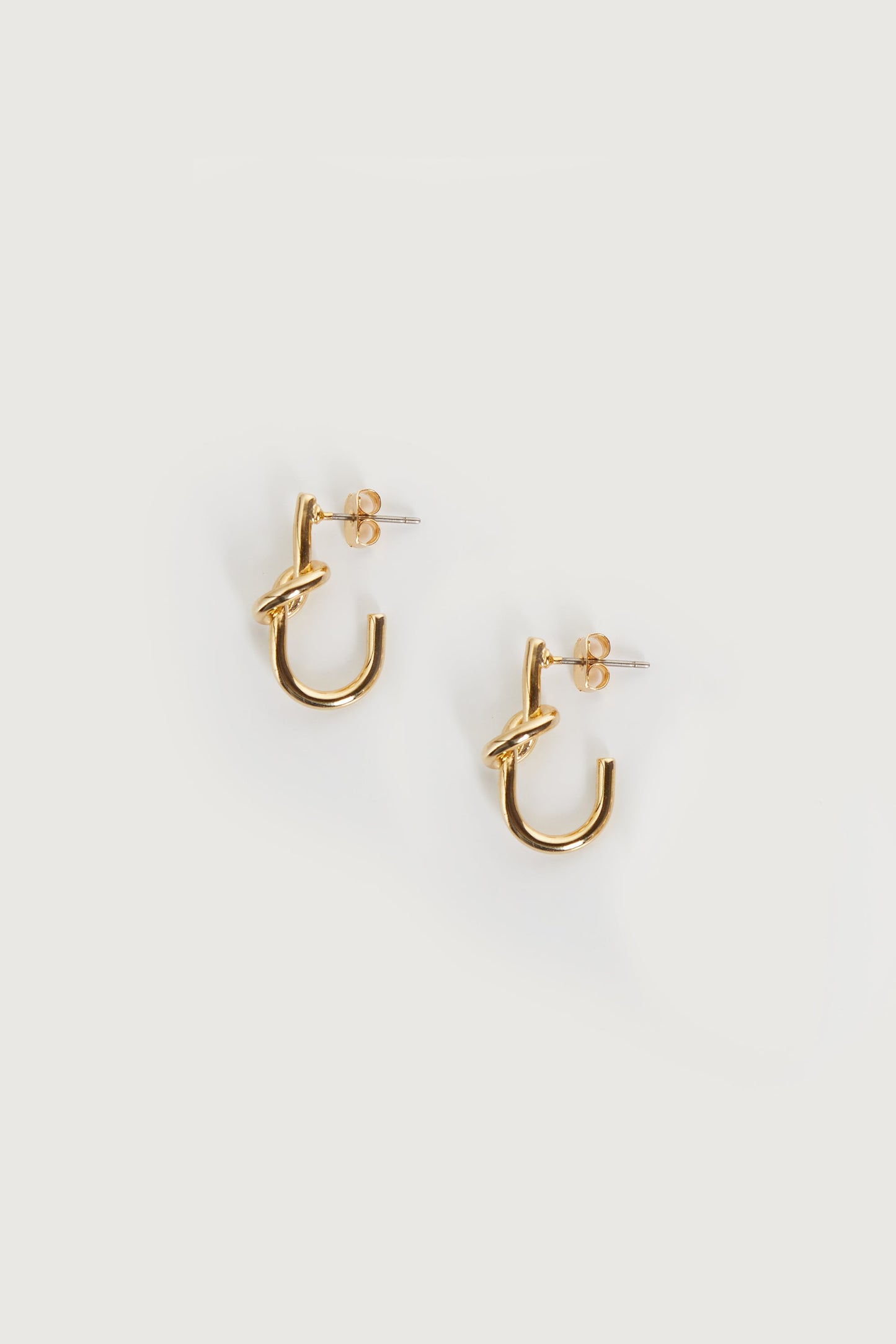 KNOT OPEN HOOP EARRING