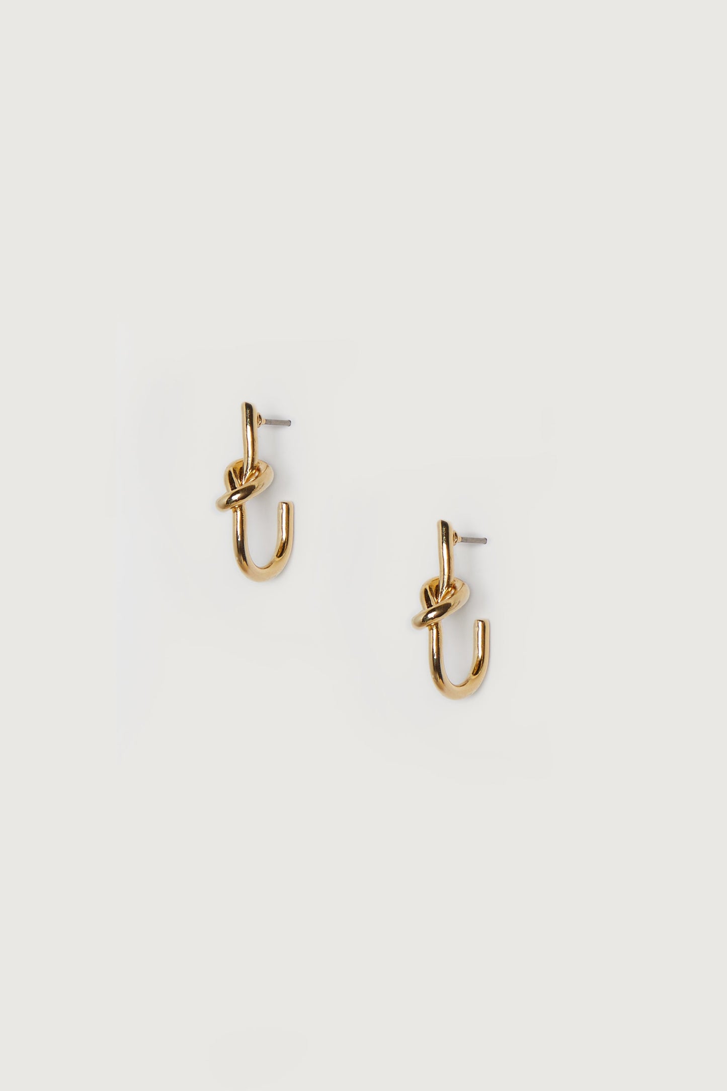KNOT OPEN HOOP EARRING