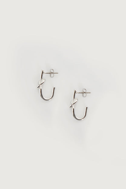 KNOT OPEN HOOP EARRING