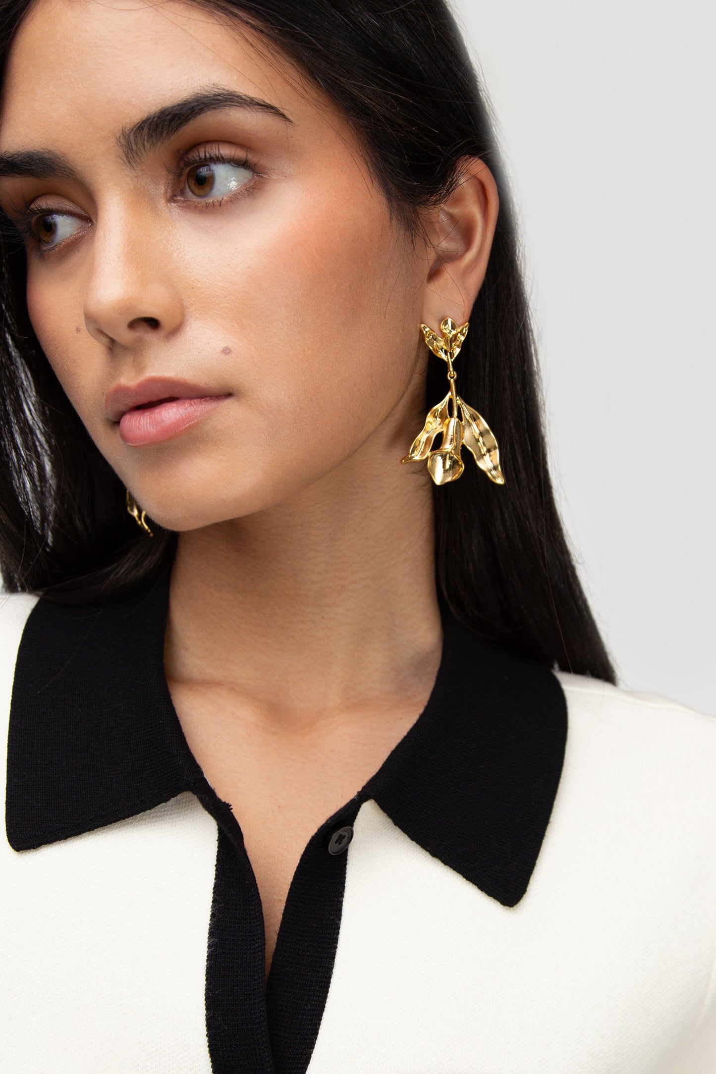 FLOWER DROP EARRING