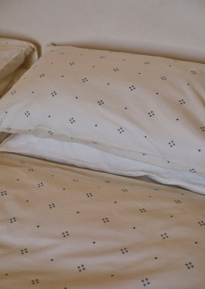 Rowan Print Cotton Poplin Duvet Cover | Ecru/Soft Blue