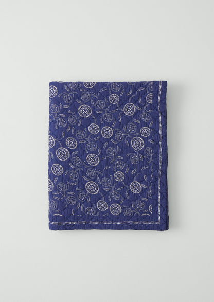 Pomegranate Print Quilt | Indigo Blue/Ecru