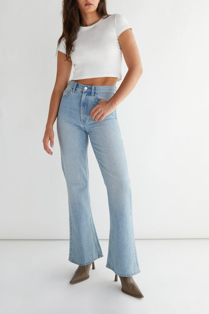 FLARED JEANS