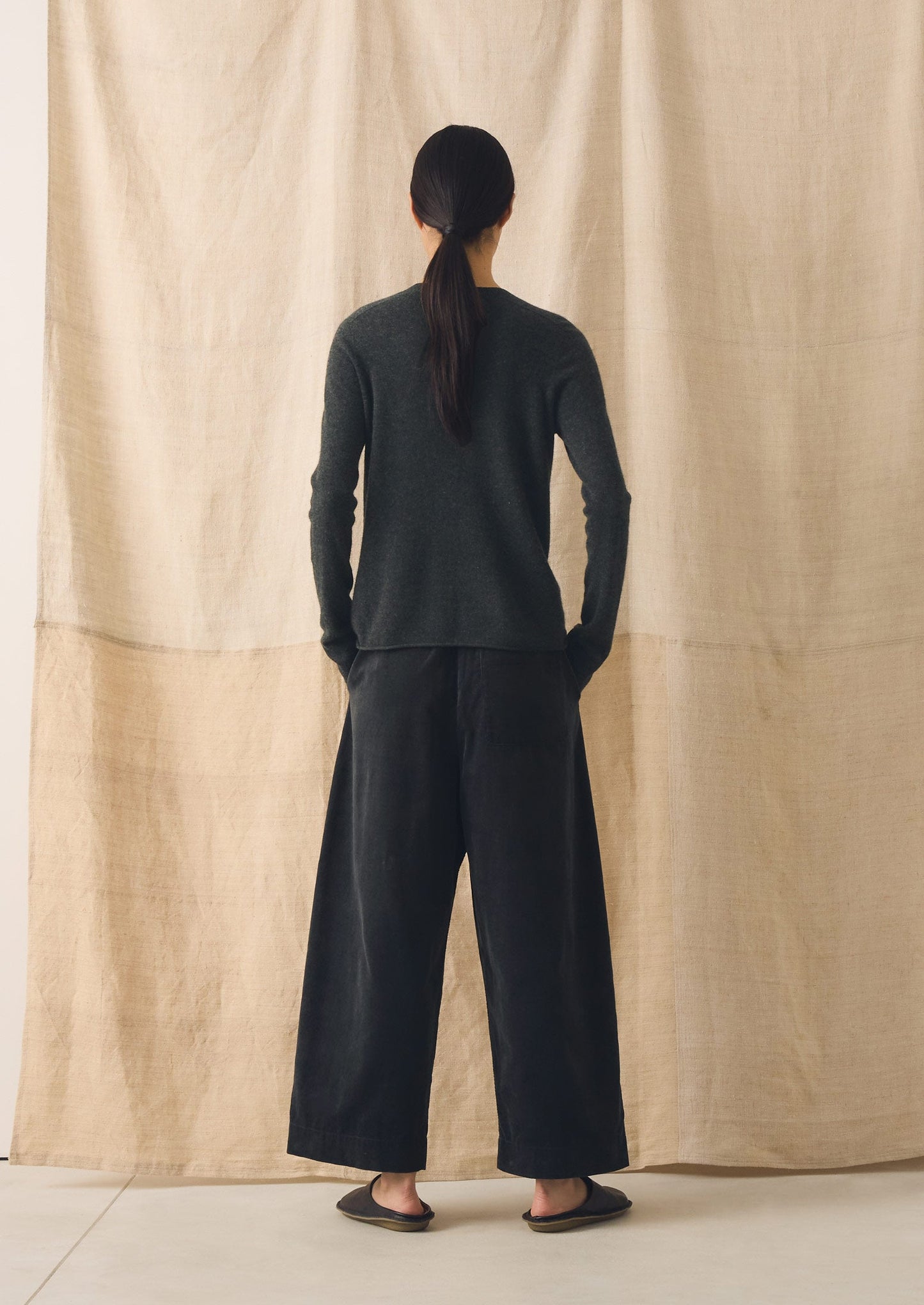 Wool Cashmere Neat Cardigan | Charcoal