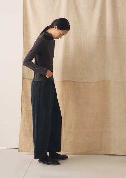 Organic Cord Barrel Leg Trousers | Charcoal