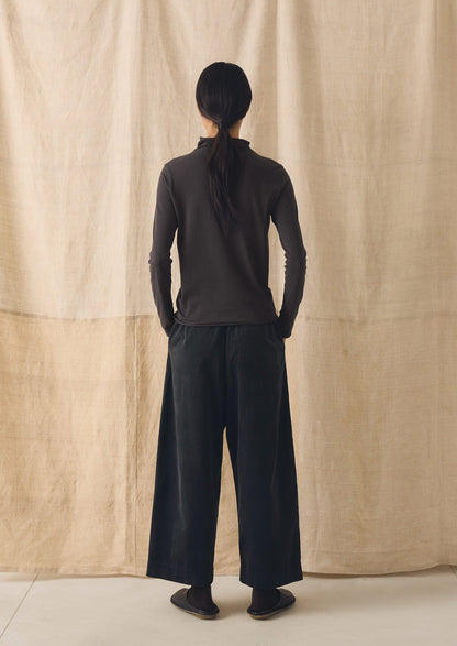 Organic Cord Barrel Leg Trousers | Charcoal