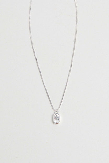 PENDANT NECKLACE