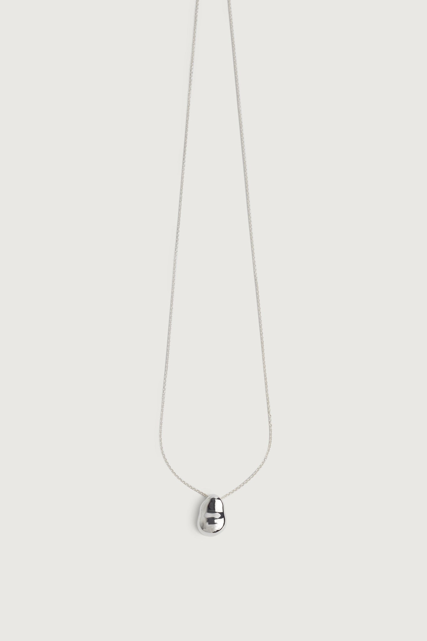 PEBBLE NECKLACE