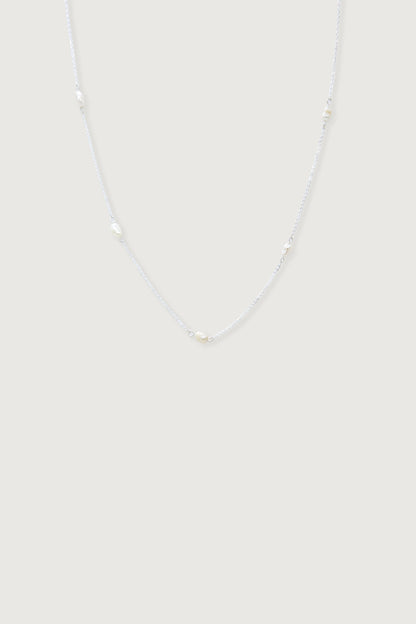 PEARL DETAIL NECKLACE