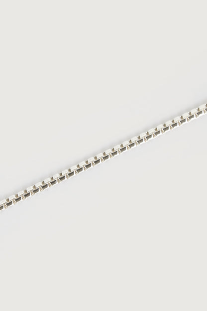 CURB CHAIN NECKLACE