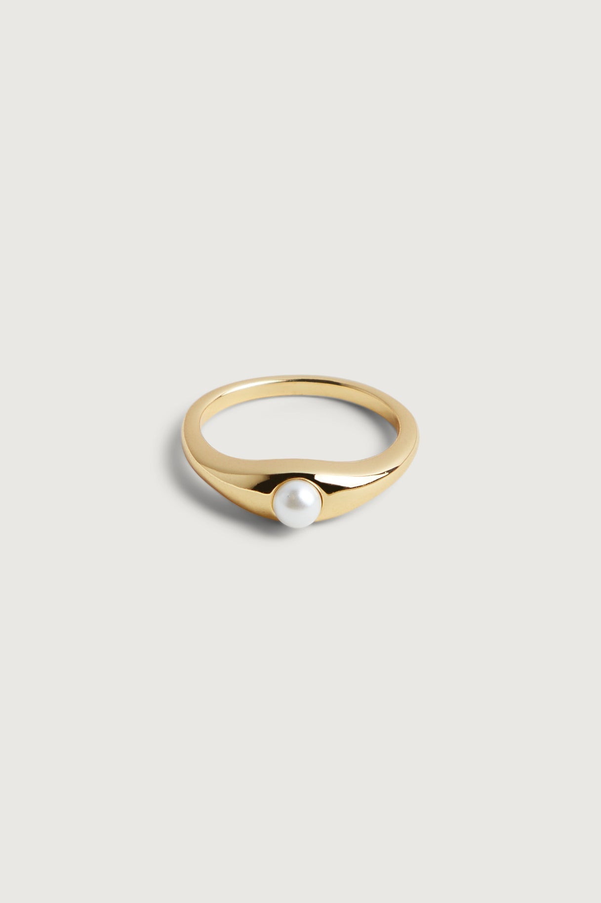 PEARL RING
