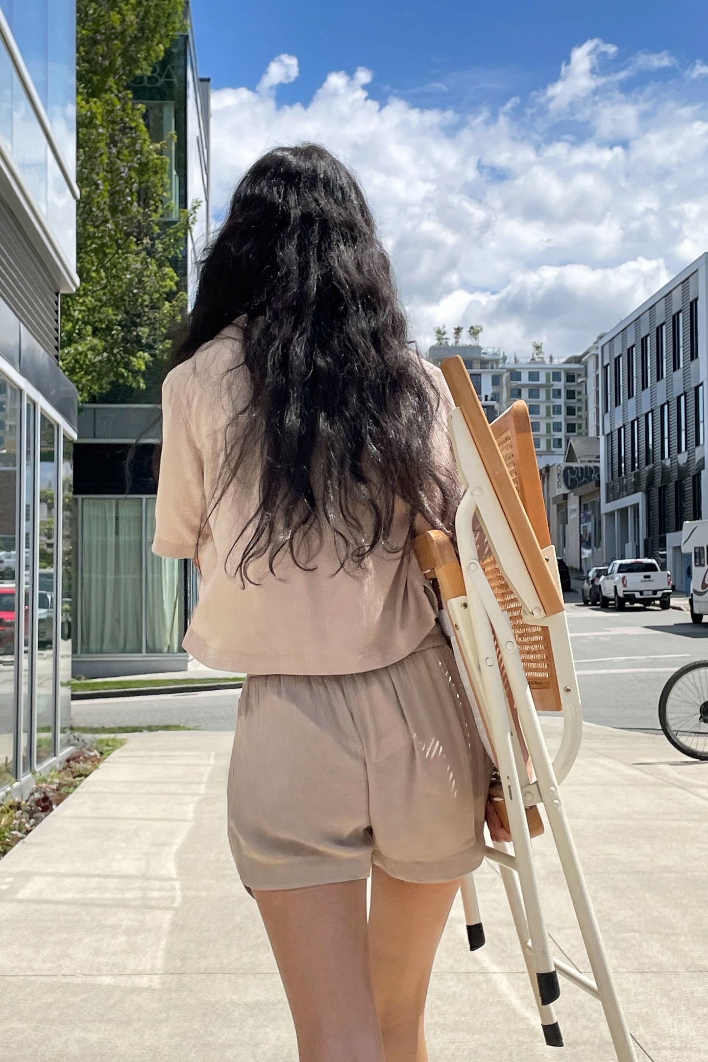 ELASTIC WAIST SHORTS