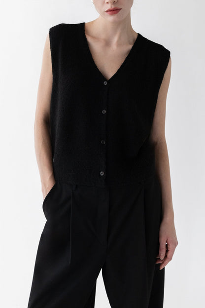 BUTTON FRONT SWEATER VEST