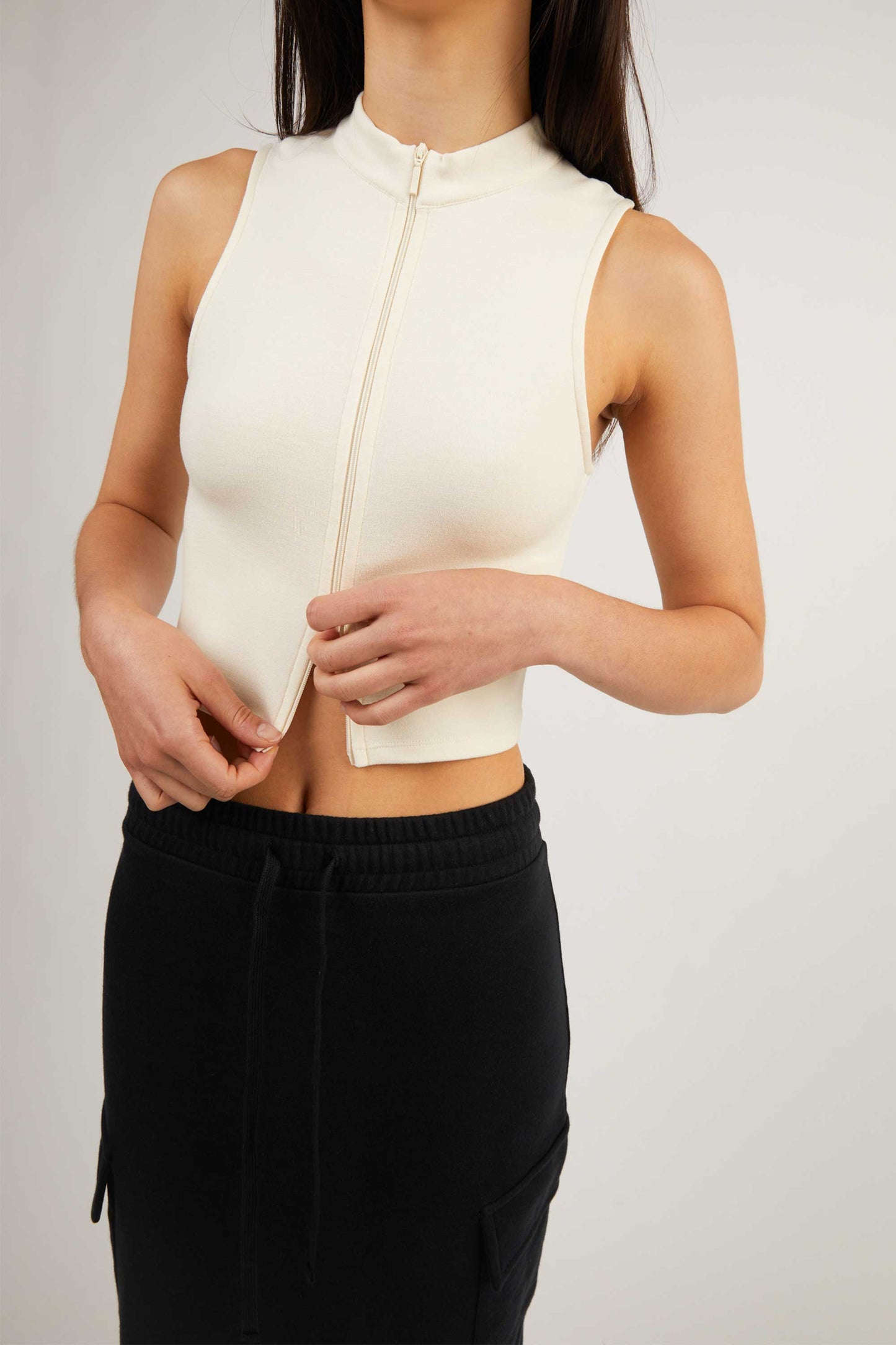 FRONT ZIP MOCKNECK SCUBA TANK