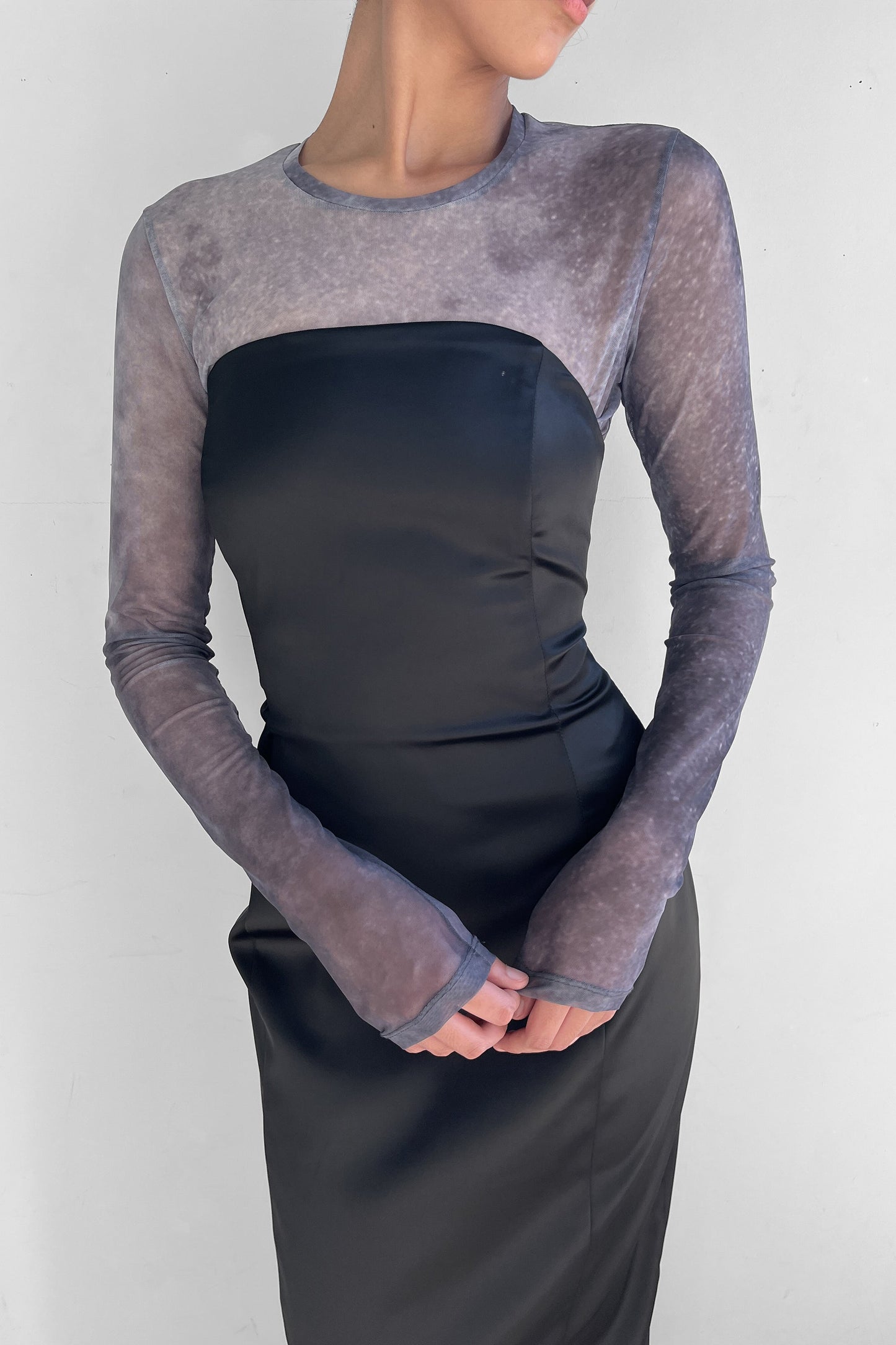 GRADIENT SHEER TOP