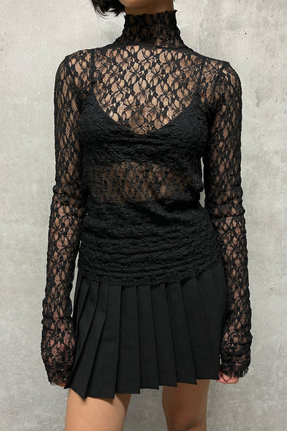 MOCKNECK LACE MESH TOP