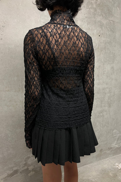 MOCKNECK LACE MESH TOP