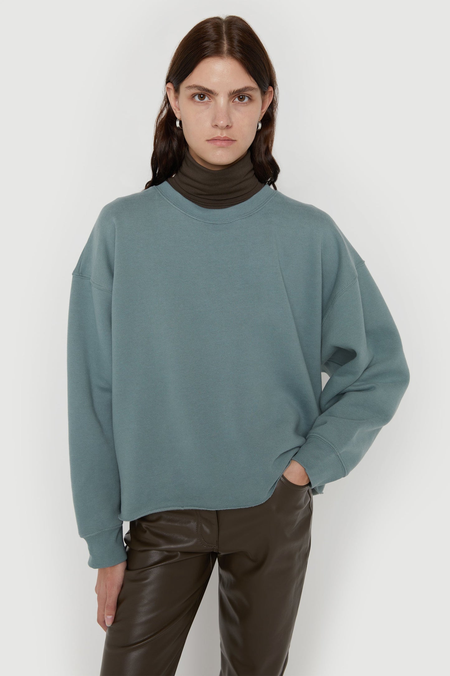 OVERSIZED SWEATSHIRT