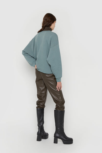 OVERSIZED SWEATSHIRT