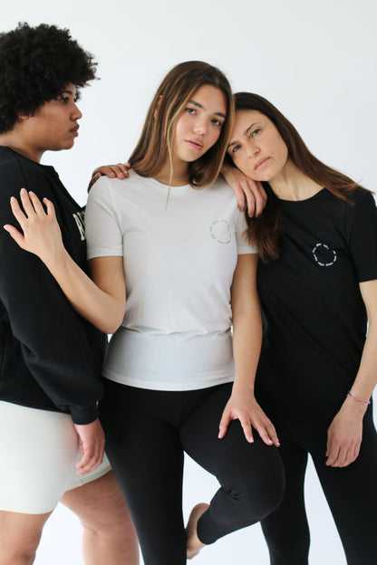 GRAPHIC T-SHIRT
