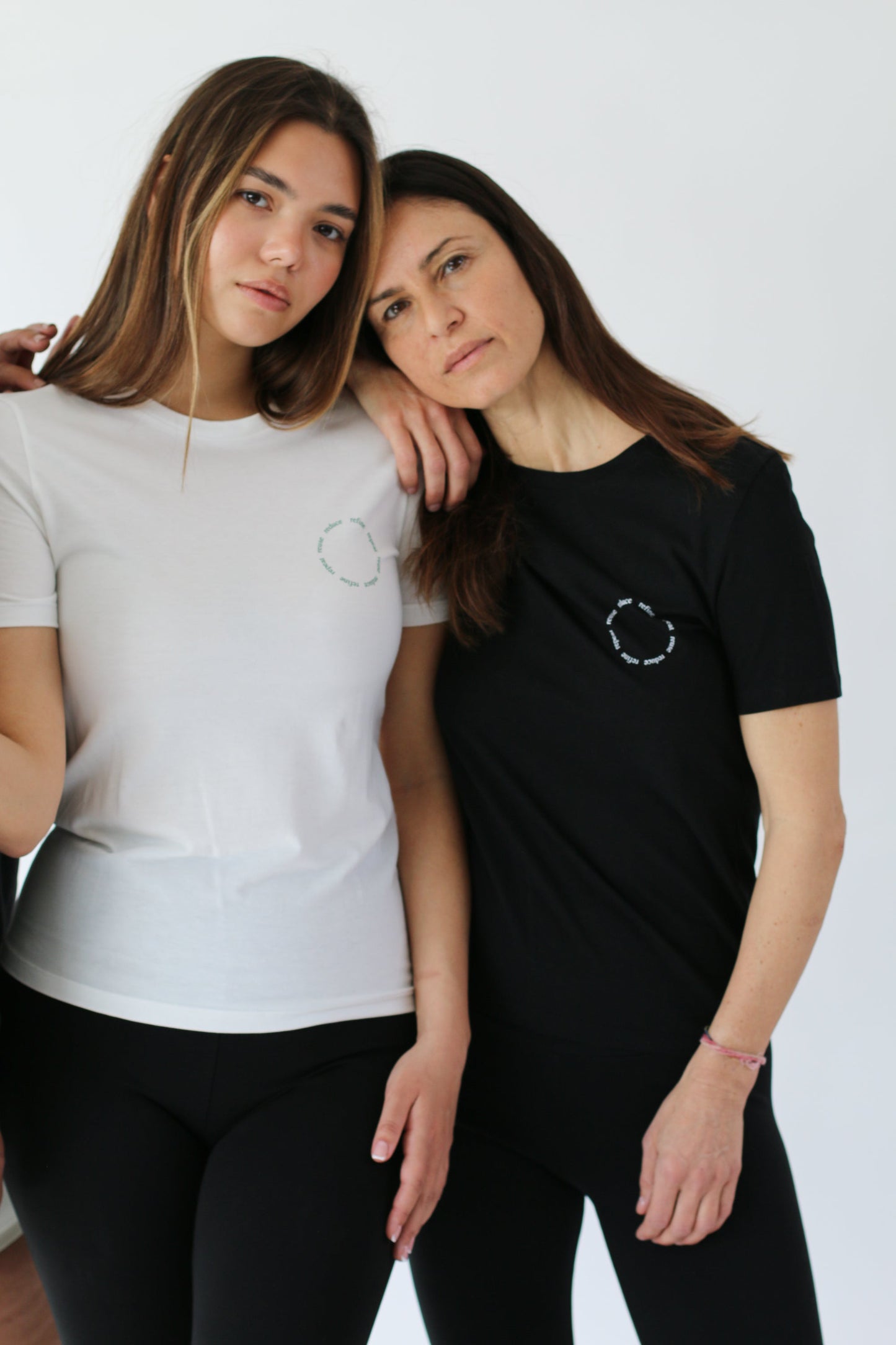 GRAPHIC T-SHIRT