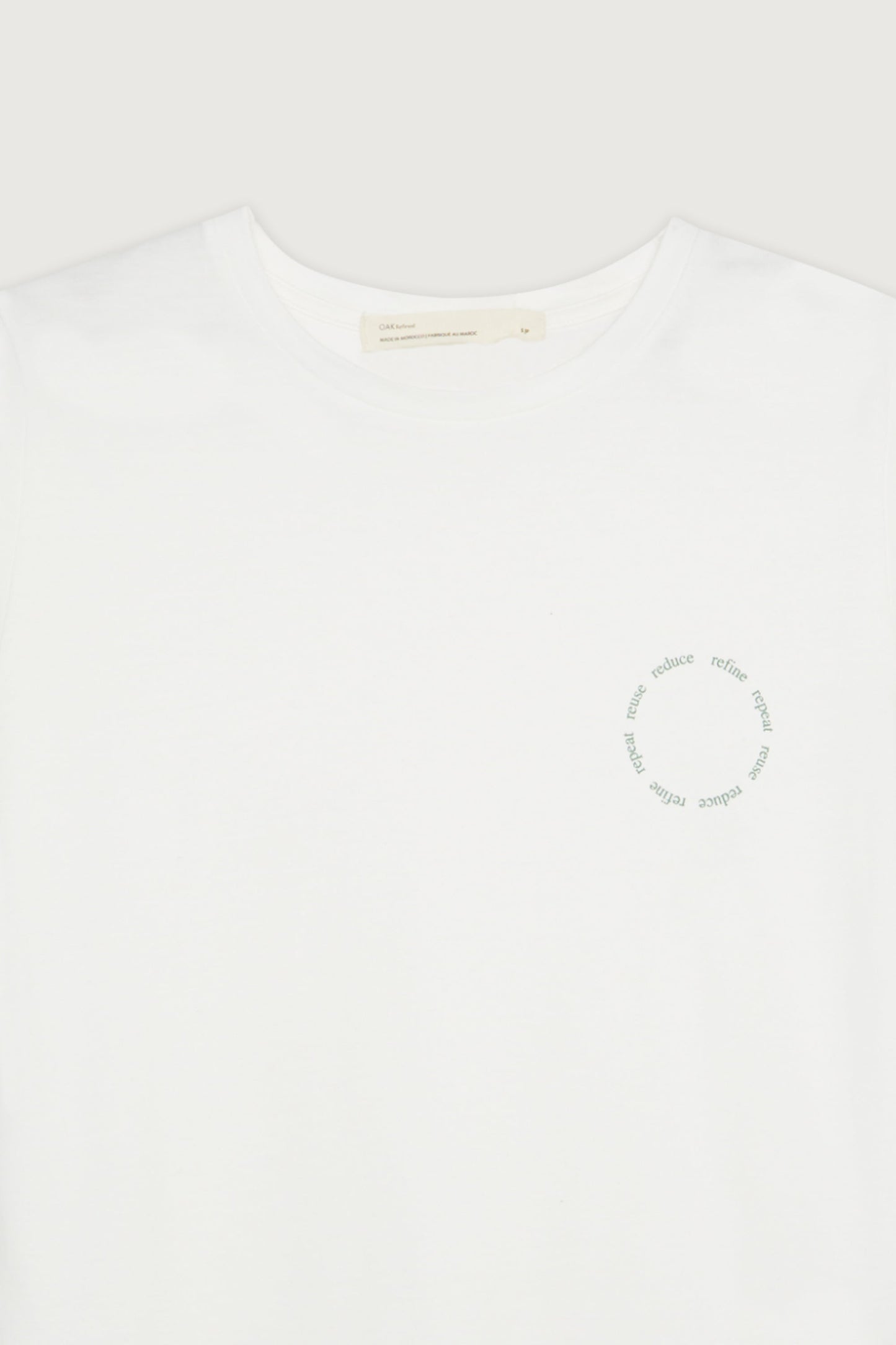 GRAPHIC T-SHIRT