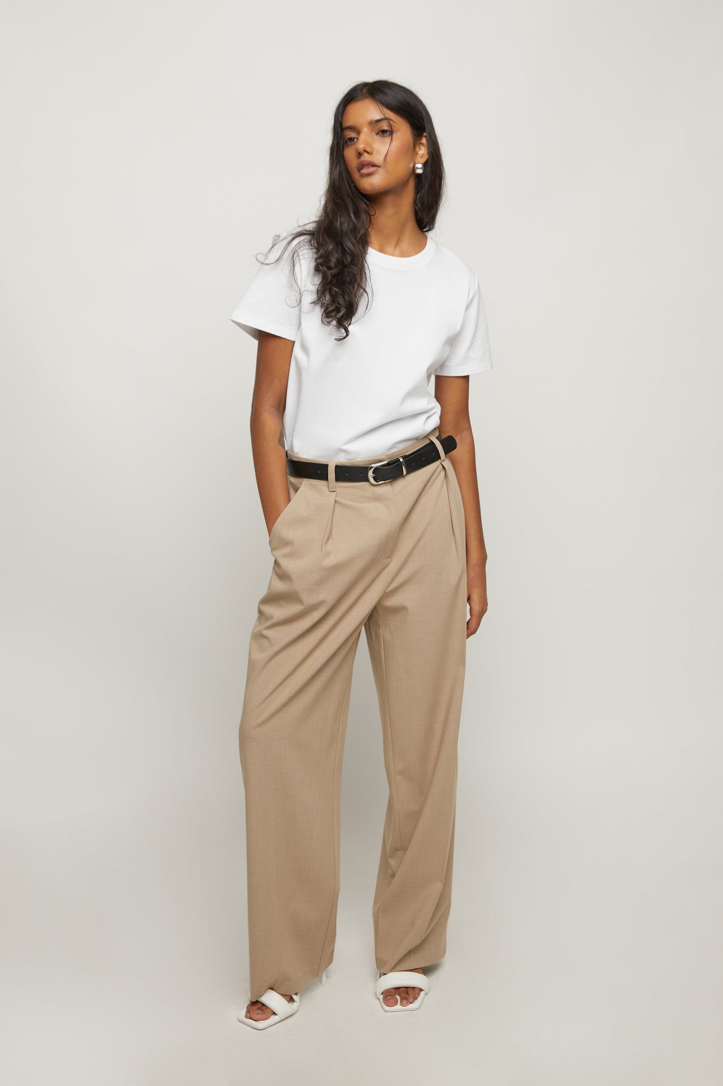CLASSIC FIT T-SHIRT