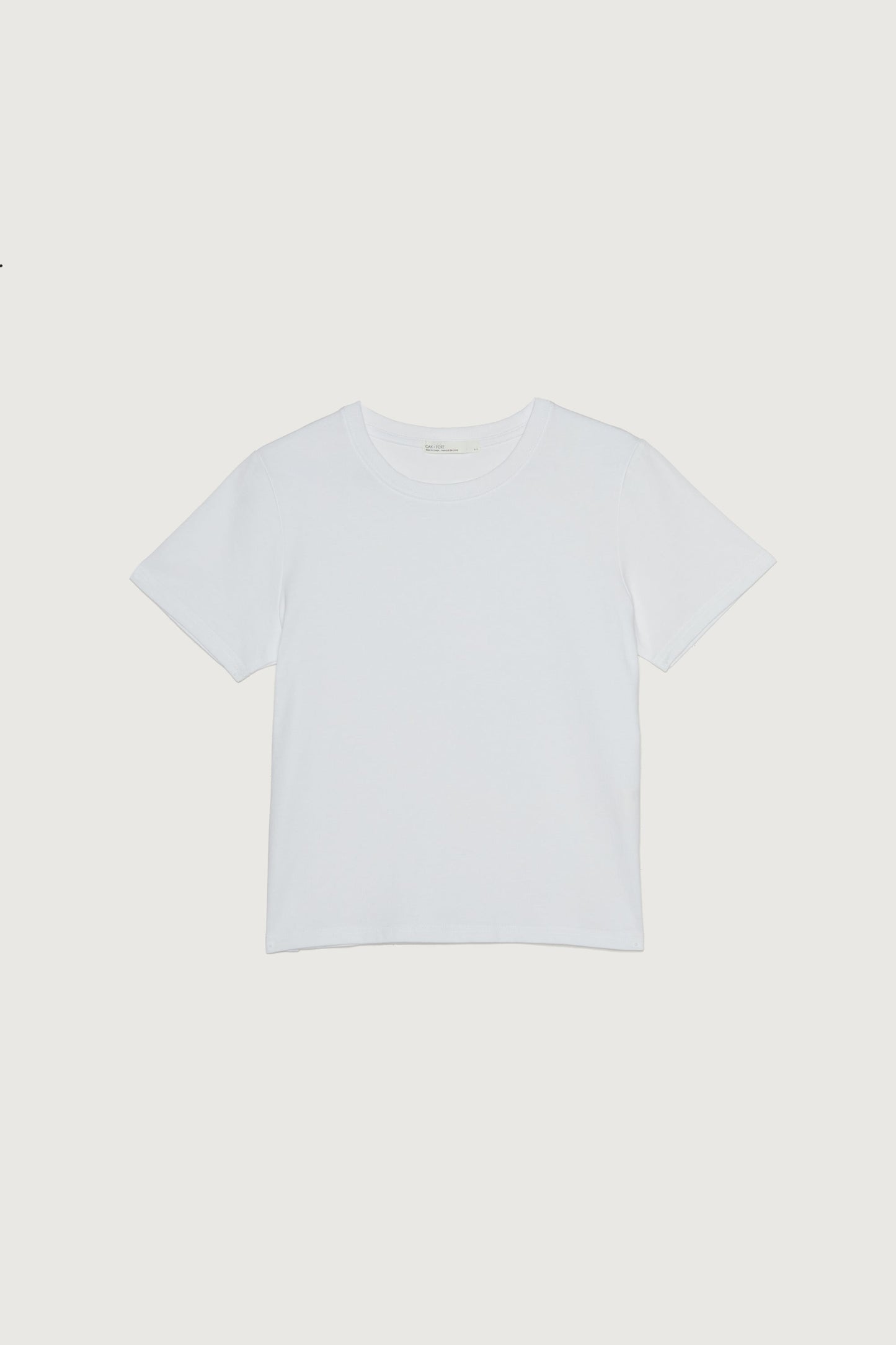 CLASSIC FIT T-SHIRT