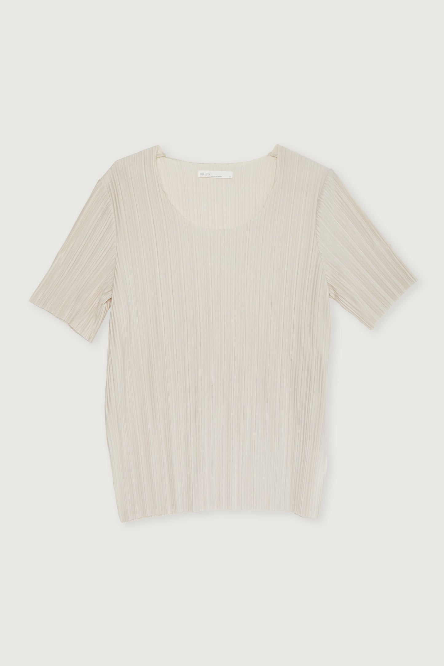 PLEATED TOP WITH SPLIT SIDES