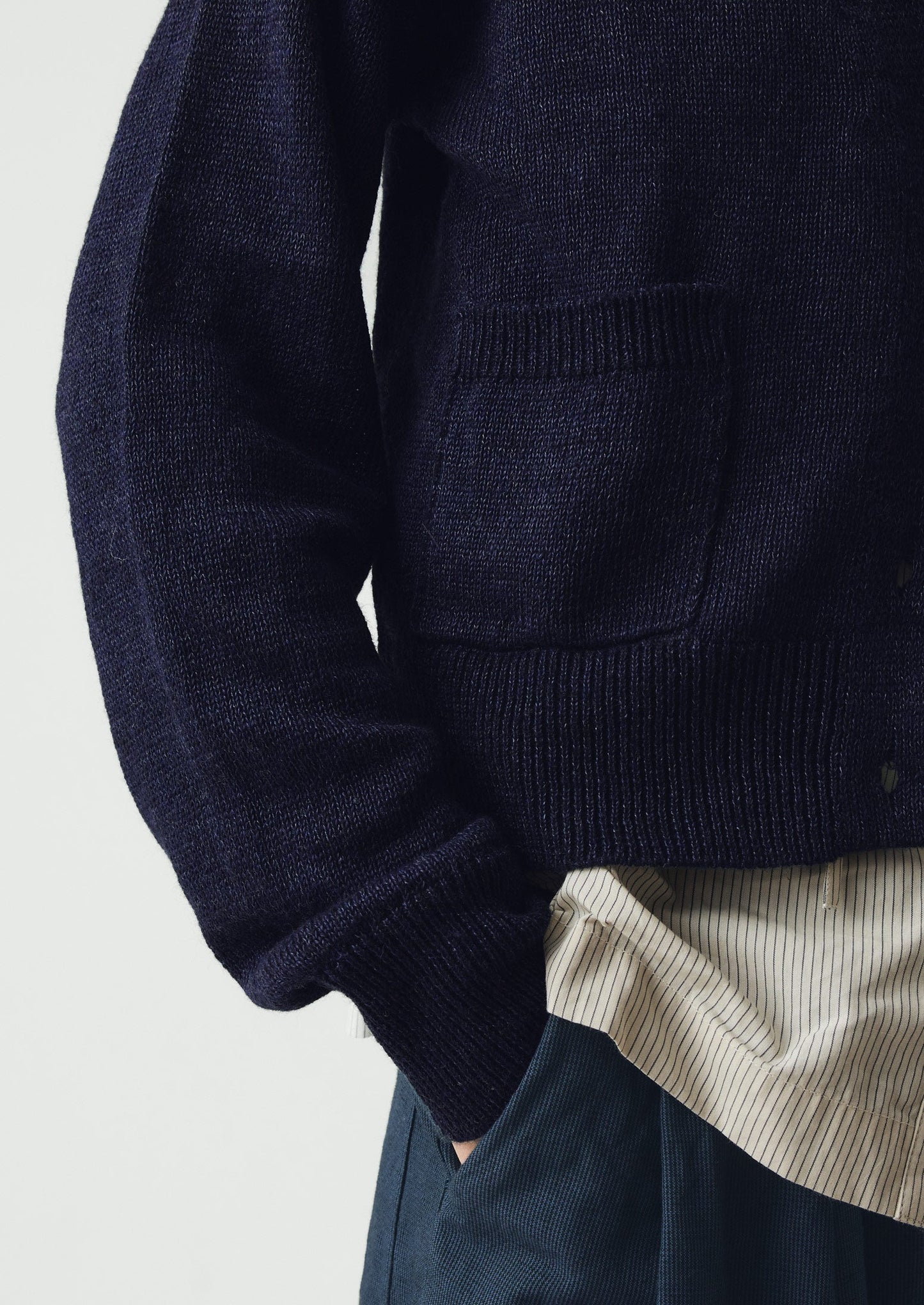 Wool Linen Patch Pocket Cardigan | Dark Navy
